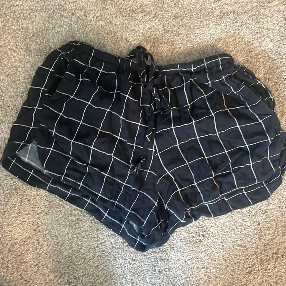 Brandy Melville black and white shorts